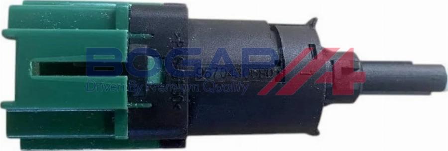 BOGAP P7326103 - Comutator lumini frana allinparts.ro