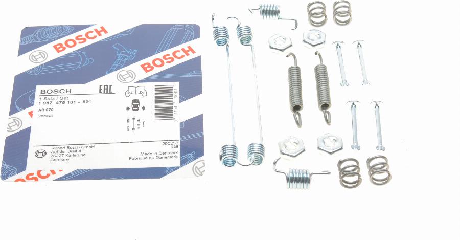 BOSCH 1 987 475 101 - Set accesorii, sabot de frana - allinparts.ro