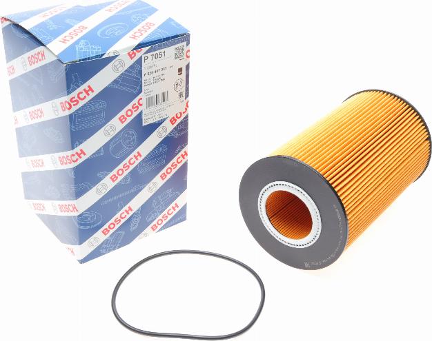 BOSCH F 026 407 051 - Filtru ulei allinparts.ro