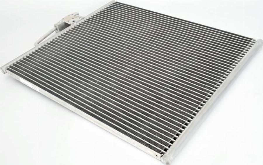 Delphi TSP0225238 - Condensator, climatizare - allinparts.ro