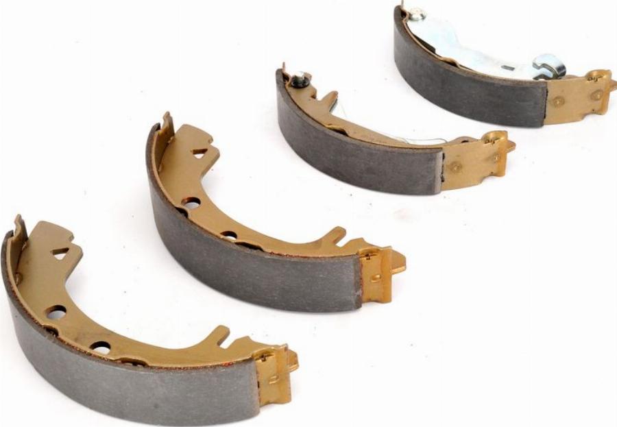 LPR 05040 - Set saboti frana allinparts.ro