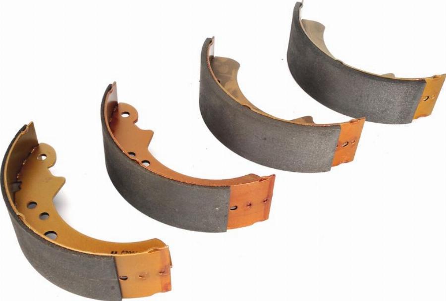 LPR 05060 - Set saboti frana allinparts.ro