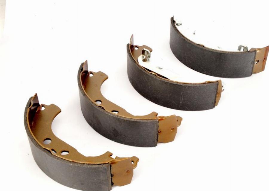 LPR 08550 - Set saboti frana allinparts.ro